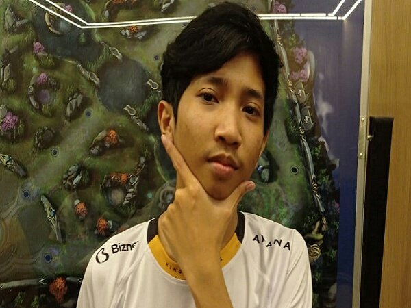 Clay Bicara Kunci Counter Tank Jungler dan Kans RRQ Hoshi Memakainya