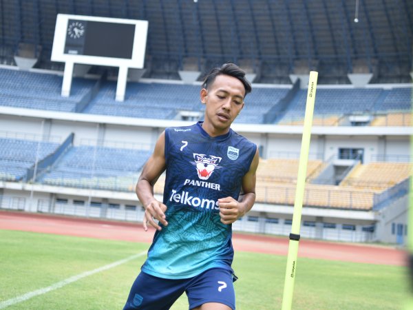 Robert Rene Alberts tidak ingin menaruh beban berat di pundak Beckham Putra Nugraha