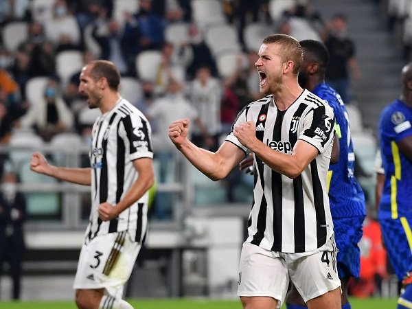 Matthijs de Ligt berkembang di bawah asuhan Massimiliano Allegri.