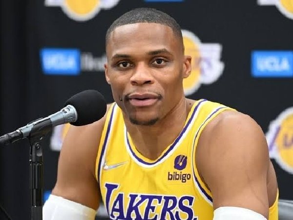 Kobe Bryant selalu dijadikan motivasi bermain oleh Russell Westbrook.