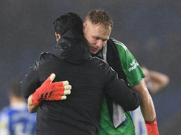 Aaron Ramsdale langsung mencari perhatian di Arsenal