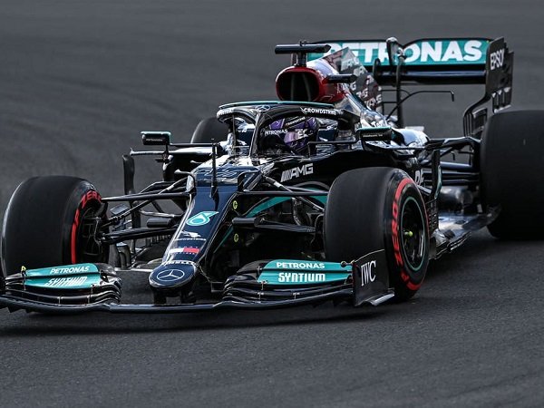 Lewis Hamilton belum terbendung di FP2 GP Turki.
