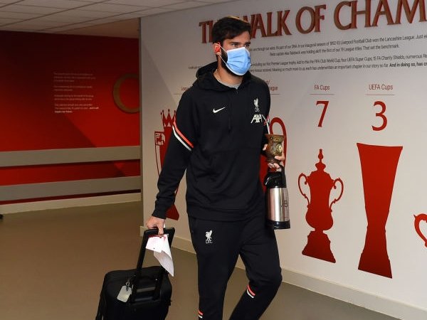 Liverpool Punya Tiga Rekomendasi Kiper Sebelum Alisson Datang
