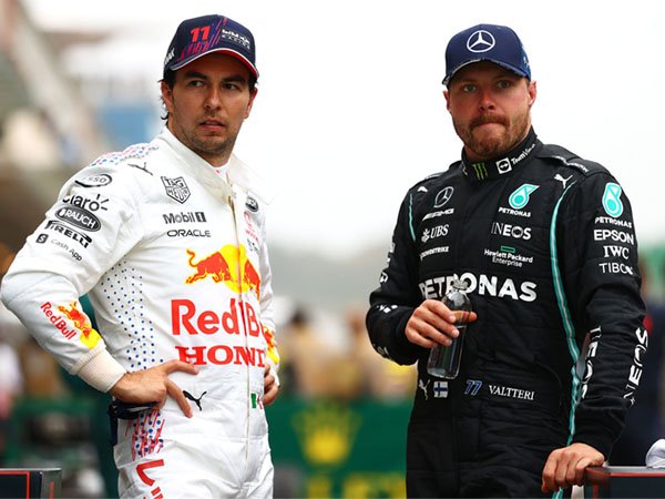 Sergio Perez dan Valtteri Bottas
