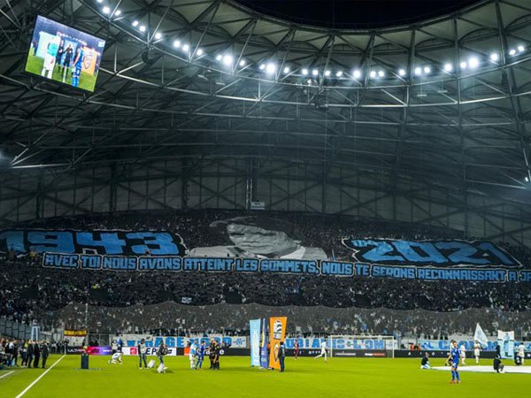 Marseille Beri Tribut untuk Bernard Tapie Sebelum Kalahkan Lorient 4-1