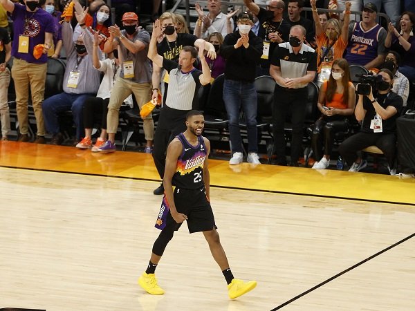 Mikal Bridges sukses amankan kontrak baru dengan Phoenix Suns.