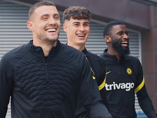 Antonio Rudiger dan Thiago Silva kembali berlatih (Sumber: Twitter/Chelsea)