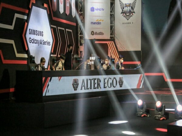 Hasil Playoff MPL ID S8: AE 3 vs 1 BTR Alpha, Robot Merah Pulang Duluan