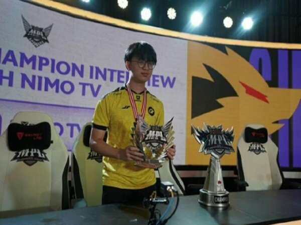 Jadi MVP Final MPL ID Season 8, CW ONIC Esports Dapat Dua Hadiah