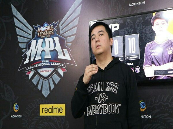 Gagal Juarai MPL ID S8, Pak AP Targetkan RRQ Hoshi Juara di MPLI & M3
