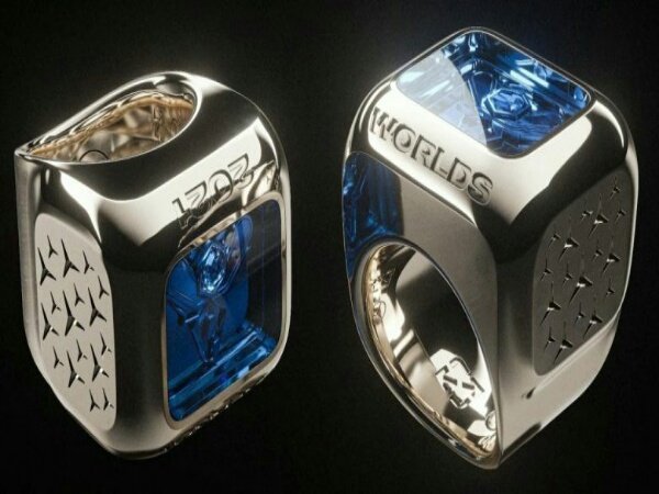 Riot Games & Mercedes-Benz Desain Cincin Eksklusif Bagi Juara Worlds 2021