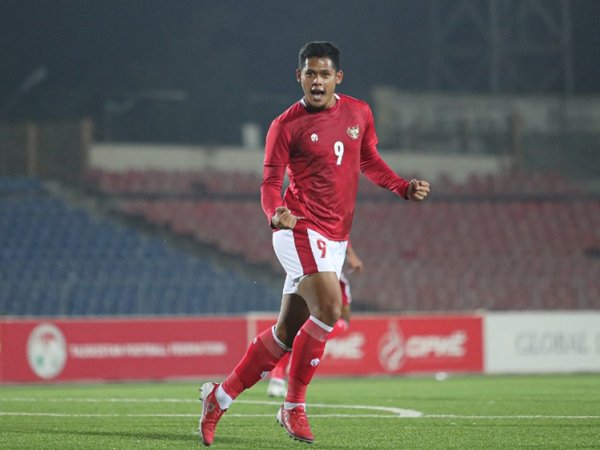 Penyerang timnas Indonesia U-23, Taufik Hidayat merayakan gol ke gawang Australia U-23