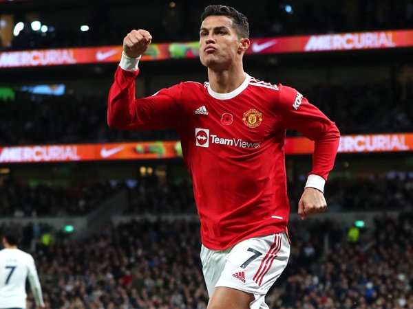 Penyerang Manchester United, Cristiano Ronaldo.
