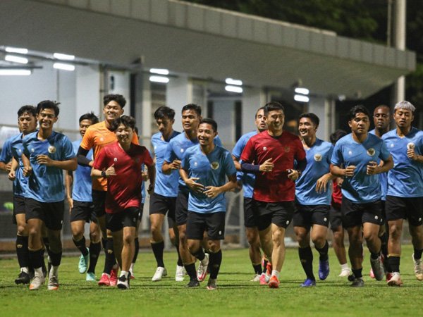 Latihan perdana timnas Indonesia di Jakarta sebelum bertolak menuju Turki