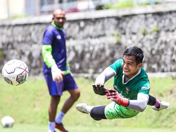 Dhika Bayangkara siap kembali mengawal gawang Persita Tangerang
