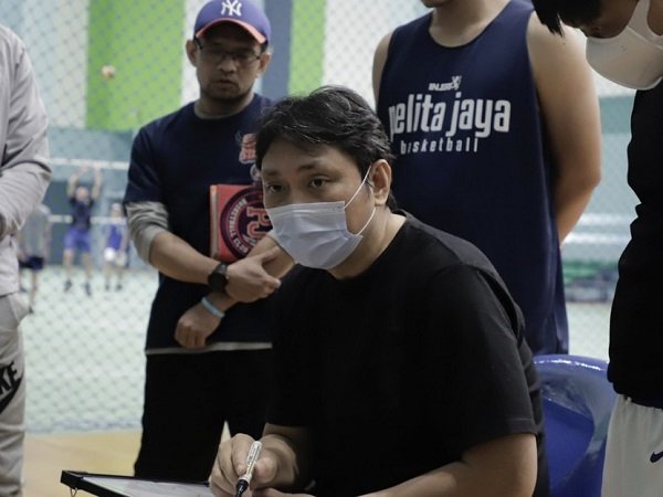 Pelita Jaya Bakrie buka peluang beli pemain baru.