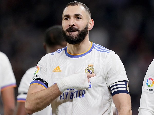 Real Madrid berpotensi tanpa Karim Benzema di laga kontra Cadiz.