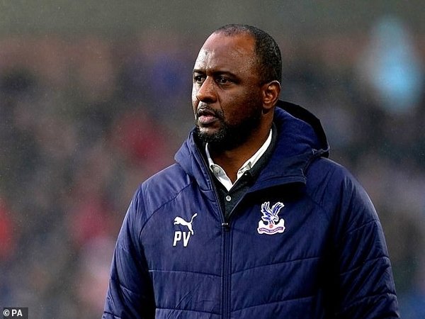 Patrick Vieira buka suara mengenai rumor transfer Aaron Ramsey ke Crystal Palace / via Press Association