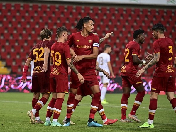 AS Roma konfirmasi satu kasus positif sebelum laga kontra Juventus.