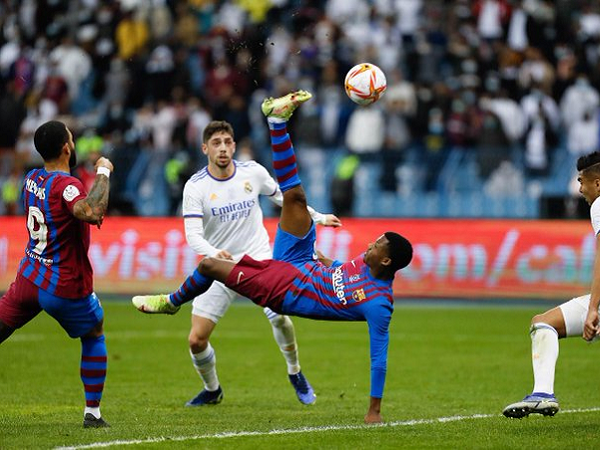 Ansu Fati, Pedri, dan Ferran Torres dapat pujian dari Xavi Hernandez .