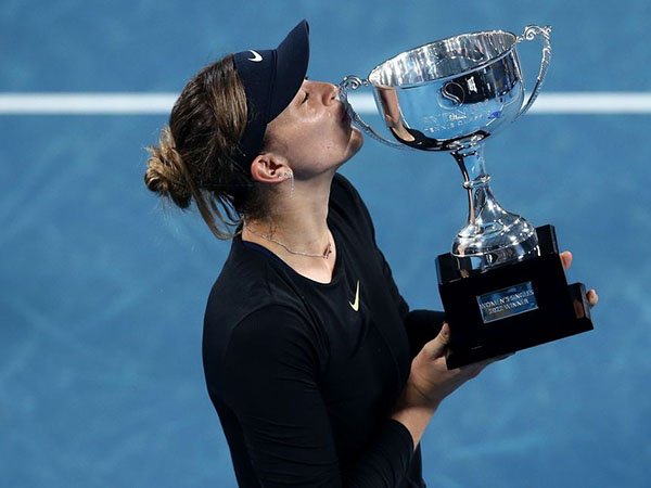 Paula Badosa tundukkan Barbora Krejcikova di final Sydney International 2022