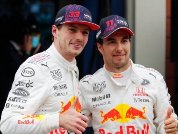 Damon Hill nilai pengalaman buat Sergio Perez bisa cocok bersama Red Bull Racing.