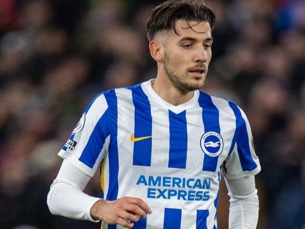 Moder Bangga Pendukung Brighton Nyanyikan Namanya