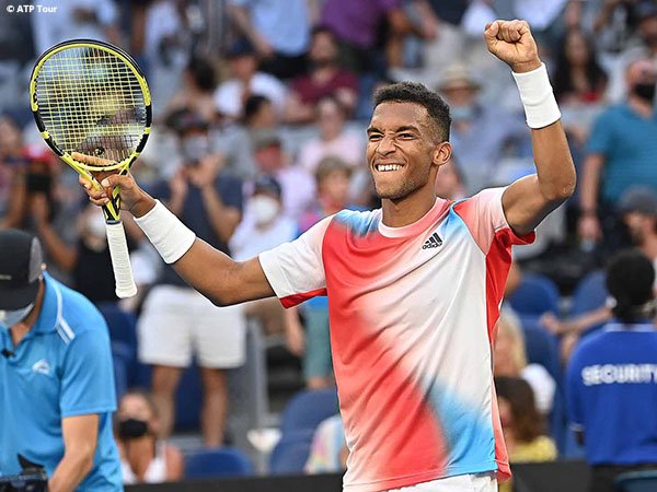 Felix Auger Aliassime meluncur ke pekan kedua Australian Open 2022