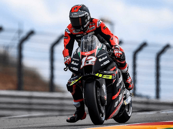 Carlo Pernat sayangkan karakter Vinales yang sulit ditebak.