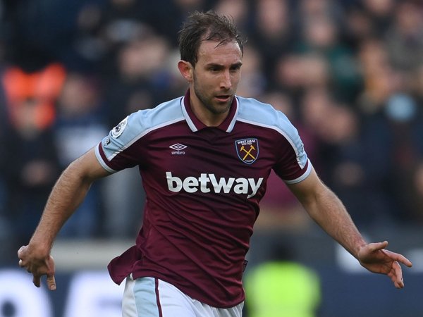 Bek West Ham United, Craig Dawson.