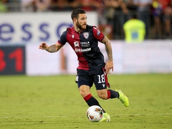Juventus kejar Nahitan Nandez.