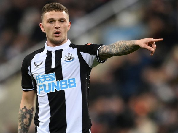 Bek Newcastle United, Kieran Trippier.