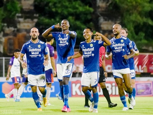 Pemain Persib ketika merayakan gol