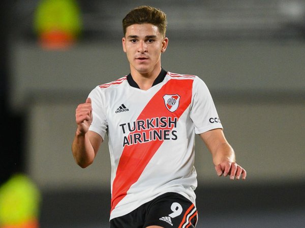 Striker River Plate, Julian Alvarez.