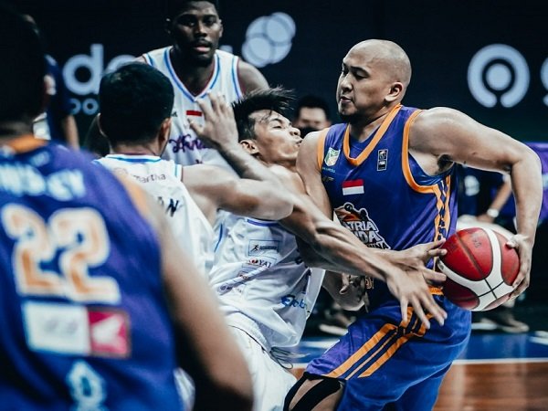 Arki Dikania Wisnu tak keberatan dapat peran ganda di musim ini.