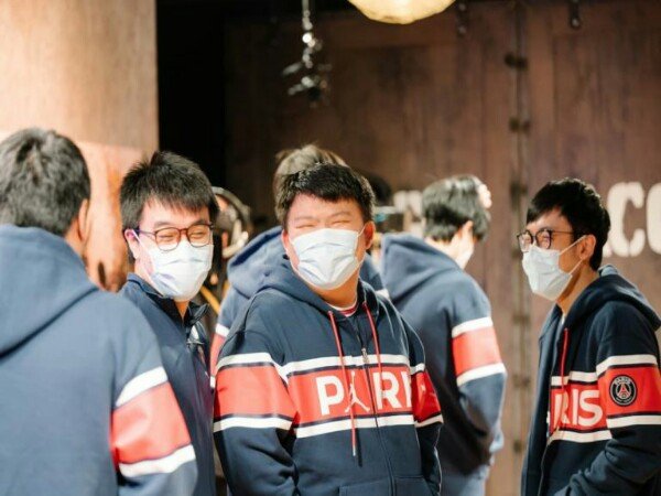 Menang Comeback Atas RNG, PSG.LGD Jawara DPC Regional Final China 2022