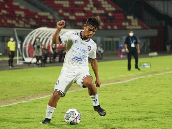 Winger Arema FC, Tito Hamzah