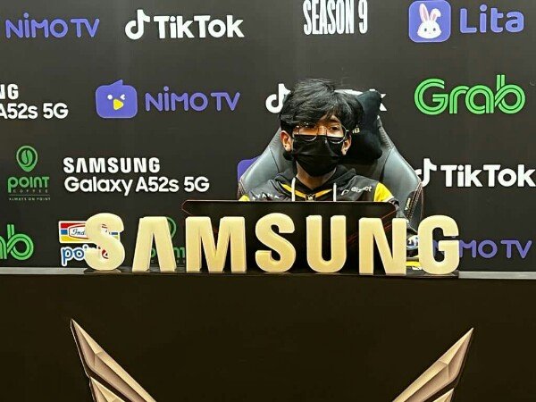 Clay Jelaskan Alasan Skylar Gantikan Lemon Saat RRQ Hoshi vs RBL