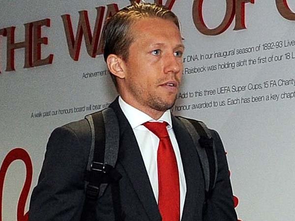 Lucas Leiva Masih Setia Saksikan Pertandingan Liverpool
