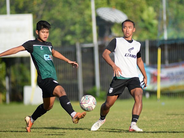 Latihan skuat Borneo FC