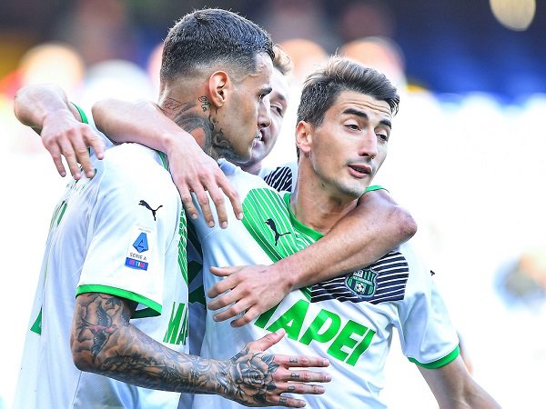Duo Sassuolo Target AC Milan dan Inter