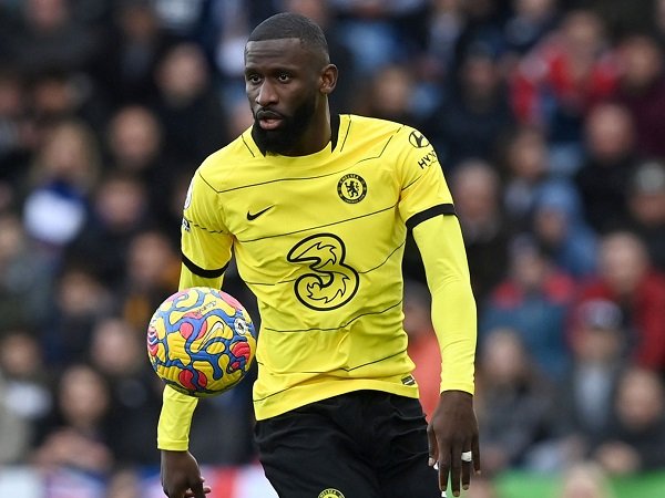 Antonio Rudiger juga masuk dalam radar Juventus.