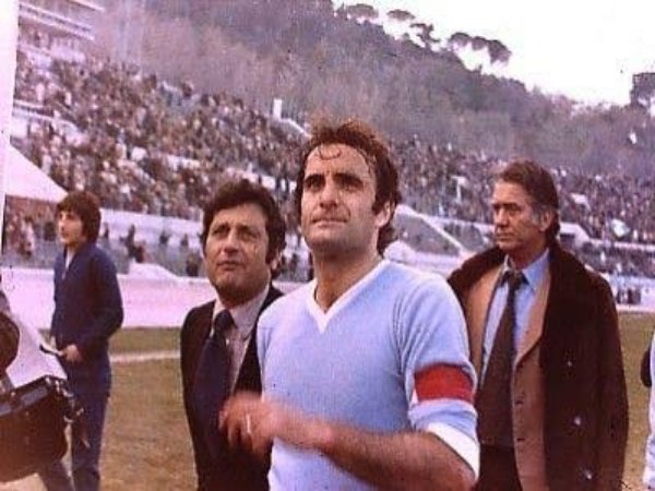 Lazio siapkan tribut eķs kapten Pino Wilson