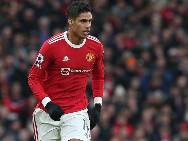 Bek Manchester United, Raphael Varane.