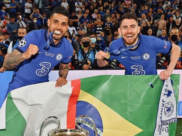 Juventus bersedia tampung Jorginho dan Emerson Palmieri.