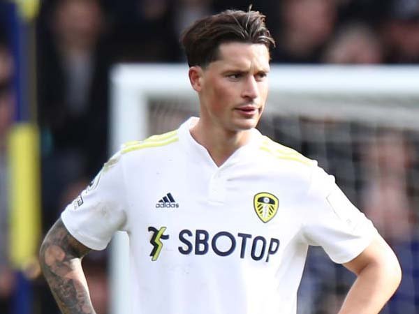 Koch Tidak Akan Tinggalkan Leeds Jika Terdegradasi