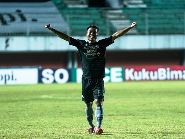 Bek kanan muda Persib, Mario Jardel