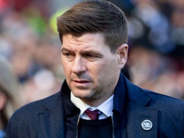 Gerrard 'Diserang' Legenda Arsenal Karena Hal Ini