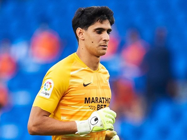 Yassine Bounou tambah masa bakti dengan Sevilla.