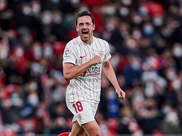 Thomas Delaney tidak perkuat Sevilla saat hadapi Barcelona.